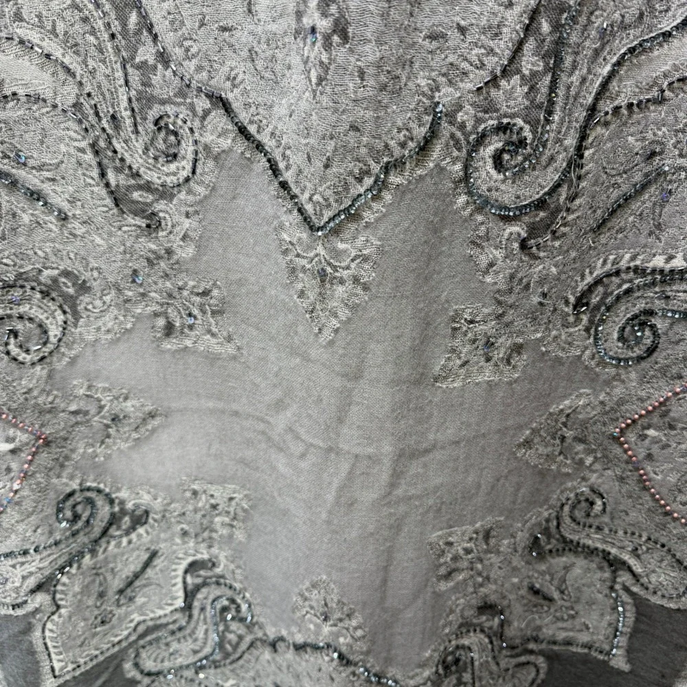 Devernois Paris Grey 100% Wool Beaded Sequin Scarf Tassel Trim Wrap 26x68